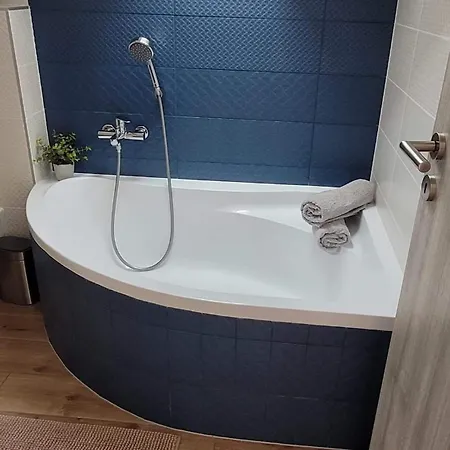 Lake27apartman Apartman *